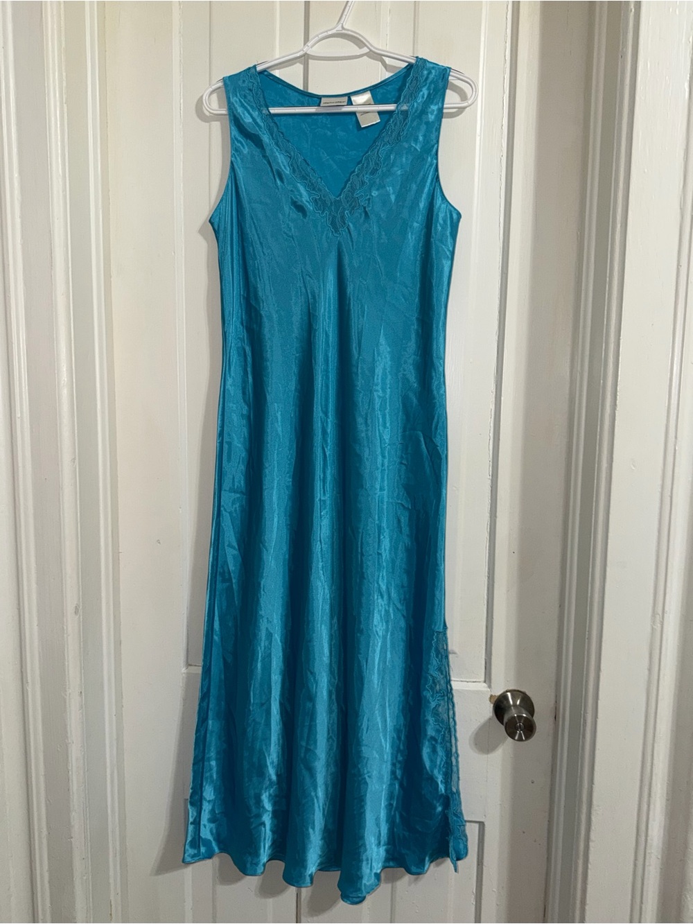 Vintage Women's size medium delicates Turquoise Satin Slip nightgown sleep gown